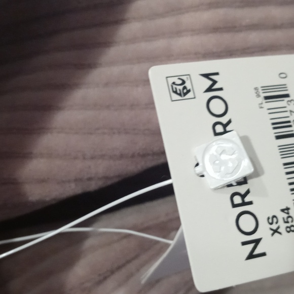 Zella ptp 21 to 24" Women's Mauve Sweater - Picture 3 of 5